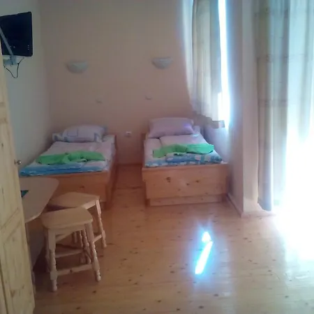 Hotel Konyarskata Kashta 2*