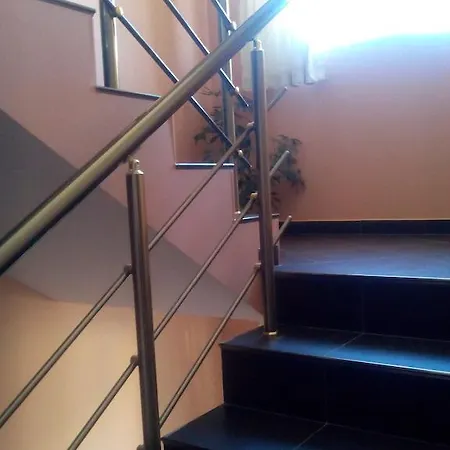 Hotel Konyarskata Kashta 2*